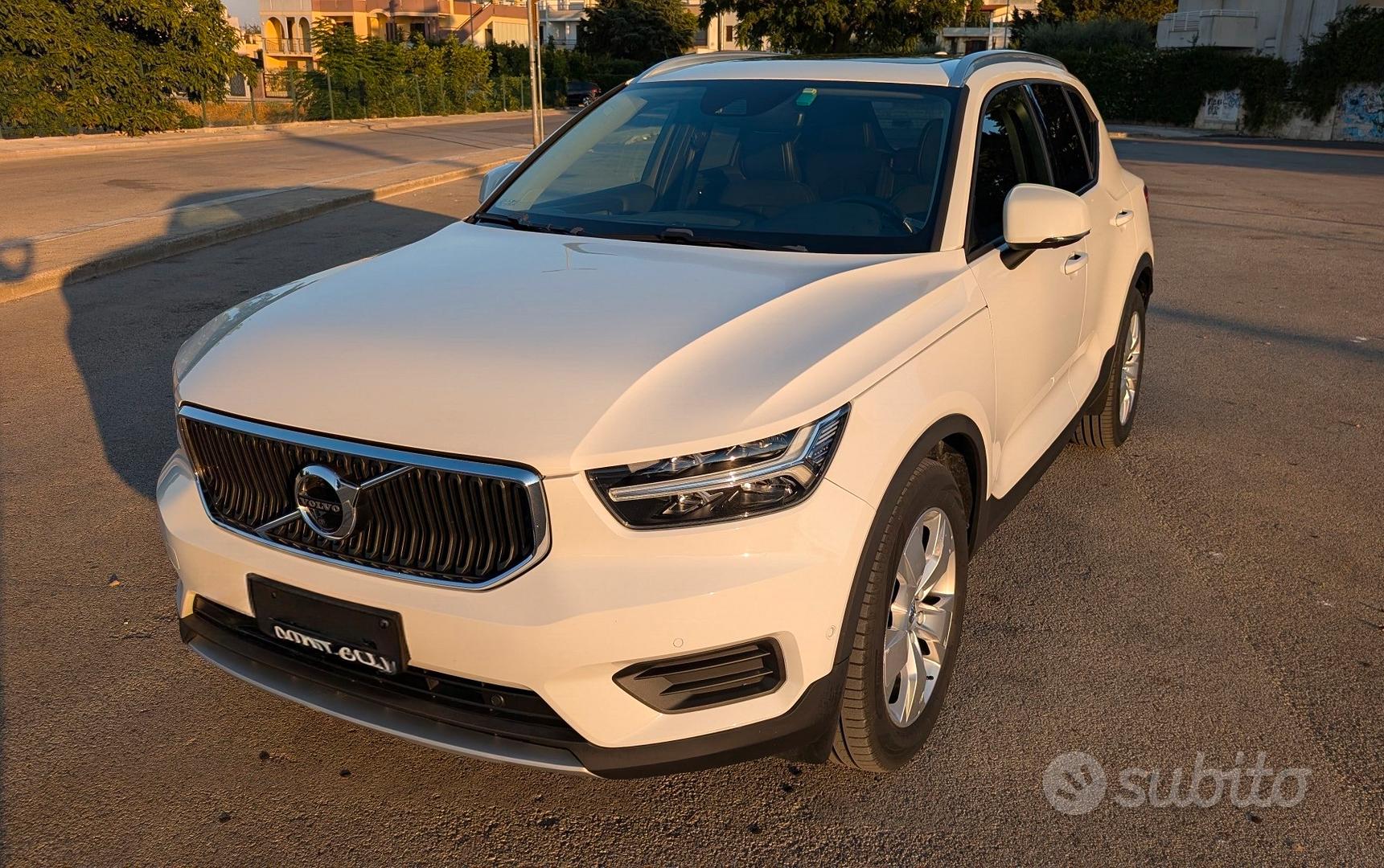 Volvo XC40 (2017-->)