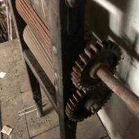 attrezzo per mostare antico mostatrice