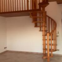 Scala a chiocciola in legno