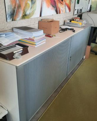 Armadio a serrandina per ufficio