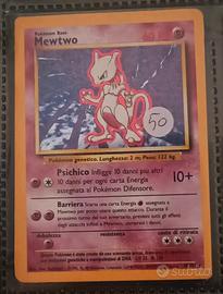 carte POKEMON MEWTWO 