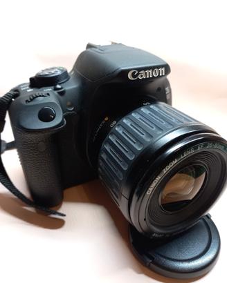 Fotocamera reflex Canon EOS 700D 