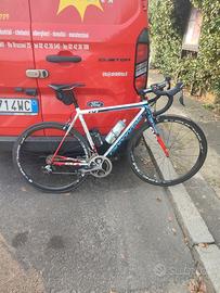 cannondale supersix evo con Shimano durace
