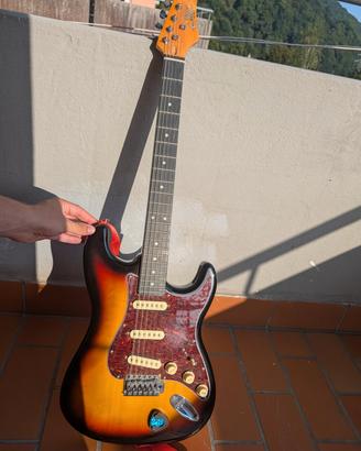 Chitarra elettrica Eko Come nuova + 2 plettri