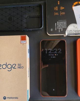 Motorola Edge 50 Neo 12GB/512GB - Pari al Nuovo