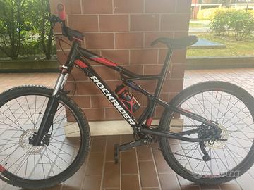 rockraider 530s nera