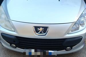 pegeout 307 anno 2006