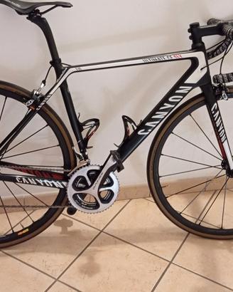 bici da corsa Canyon