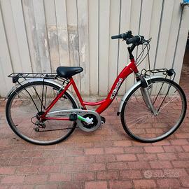 Bicicletta city donna nuova con 2 portapacchi 