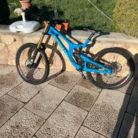 bici santacruz v10 misura L