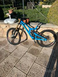 bici santacruz v10 misura L