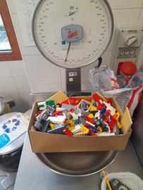 mattoncini lego un kg. e mezzo