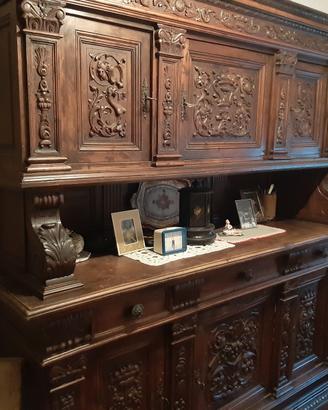 Mobile credenza