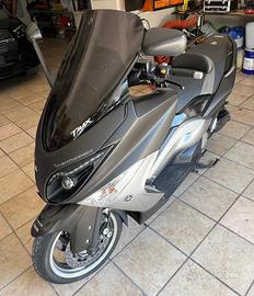 Yamaha T-max