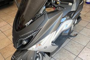 Yamaha T-max