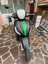Scooter Piaggio Beverly