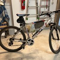 Mountain bike  eclipse