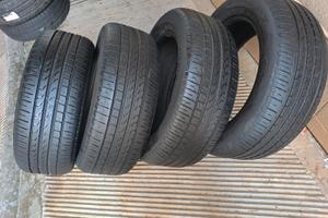4 pn 215 55 17 Pirelli con montaggio 