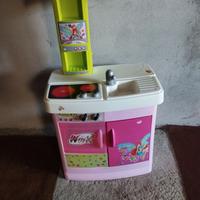 Cucina Winx in plastica rosa e bianca
