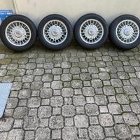 Cerchi in lega gommati Fiat 500 d’epoca