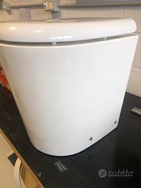 Wc in vetroresina con maceratore