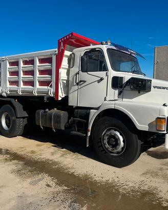 VOLVO N12 6X4 RIBALTABILE TRILATERALE