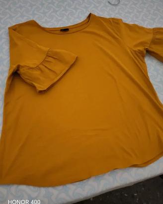 T-shirt maniche corte a campana