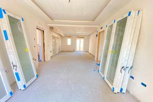 VIA INNAMORATI; Appartamento+Giardino+Box MAV216