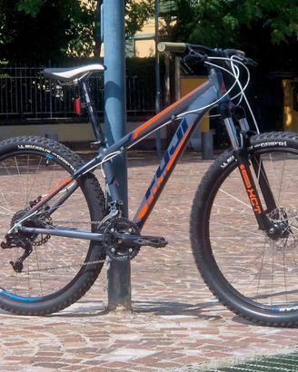 Fuji Nevada One.7 (27.5) cambio SRAM