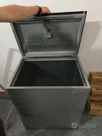 Cassonetto da esterno per giornali