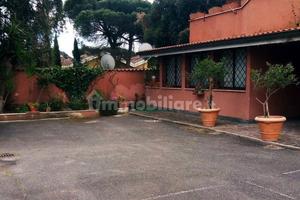 Bilocale via Veracini, Infernetto ROMA