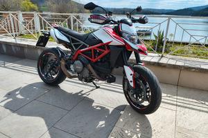 Ducati Ipermotard 950