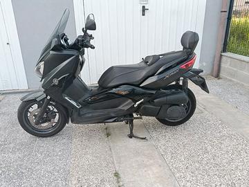 YAMAHA XMAX IRON MAX 