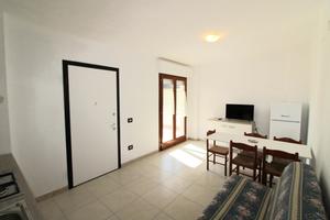 A717 - 6 posti letto - 180 mt dal mare