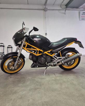 Ducati monster dark 600 