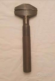 Chiave inglese antica