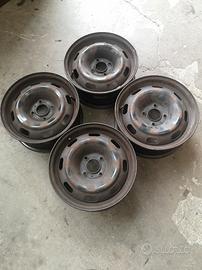 4 cerchi per Citroen c3