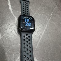 Apple watch 4  40 mm gps+cell