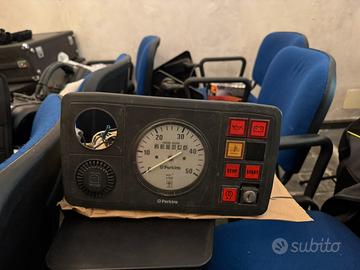 Quadro elettrico porta strumenti Perkins