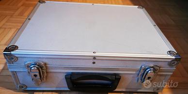 behringer pro mixer VMX 200