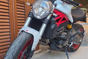 ducati monster 821