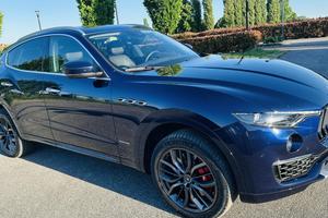 Maserati levante royal blue come nuova