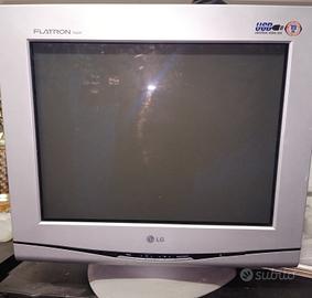 Monitor LG flatron f900p