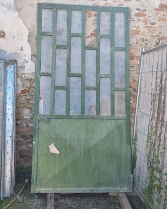 portone in ferro 