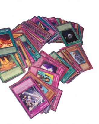 lotto 80-100 carte Yu-Gi-Oh anni 2000originali