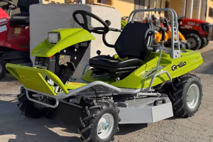 Trattorino trinciaerba Grillo Climber 7.15 Nuovo