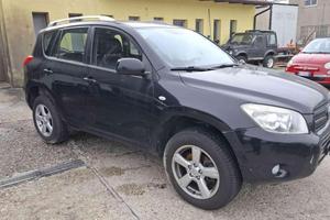 TOYOTA RAV 4 MY23 2.0 GPL Luxury CAMBIO ROTTO au