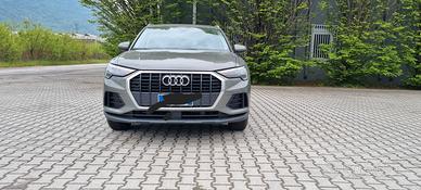 Audi Q3 35 1.5 tsi business 