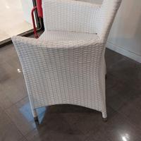 3 poltroncine bianche