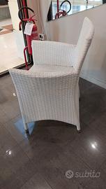 3 poltroncine bianche